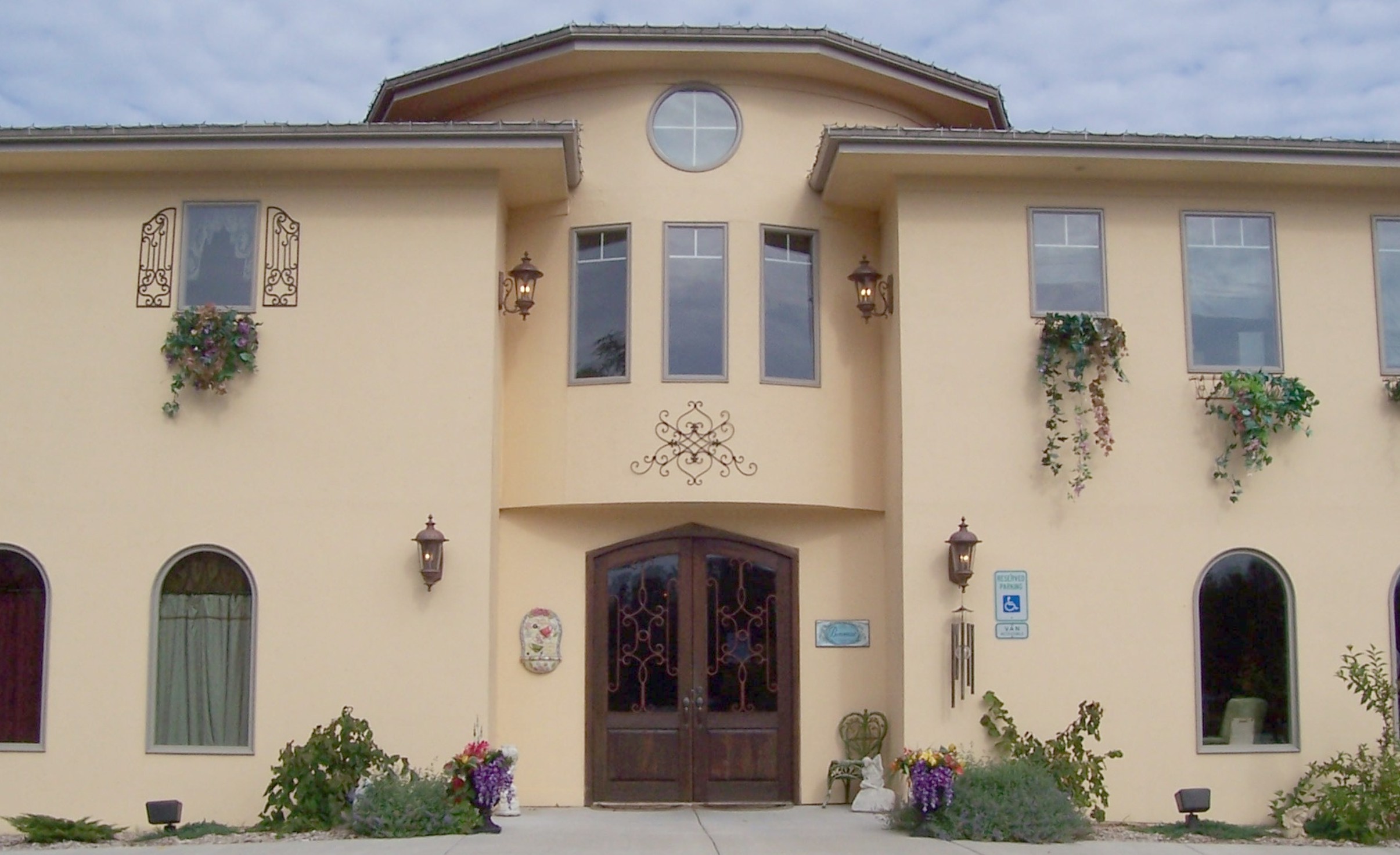 Home Serenity Spa & Salon